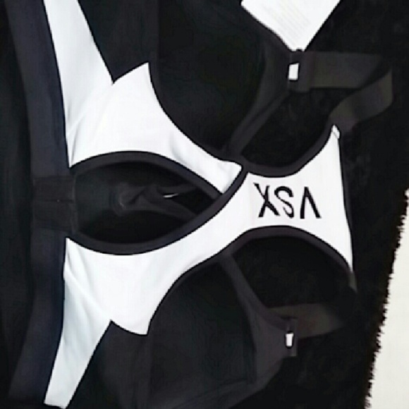 Bra - Picture 2 of 3
