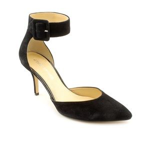 ⭐️Audrey Brooke Hylda Suede Pump⭐️