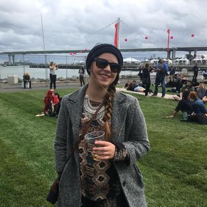 Meet your Posher, Jacqueline