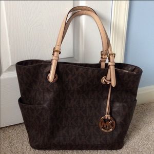Michael kors purse