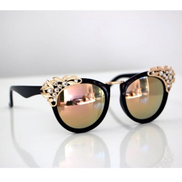 NWT! Reality Shades 🕶 - Picture 2 of 3