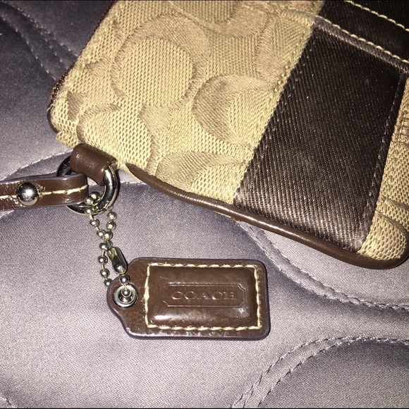 Coach Wristlet - Picture 2 of 2