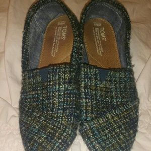 Classic Tom's woven navy flats