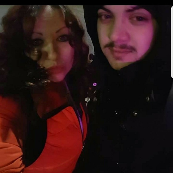 Meet your Posher, Star - Picture 2 of 2