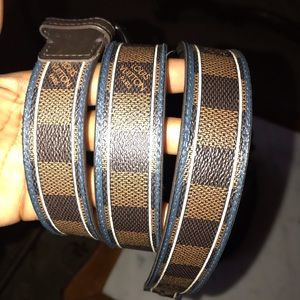 Louis Vuitton Men's Belt