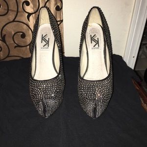 Black studded heels SZ 7.5