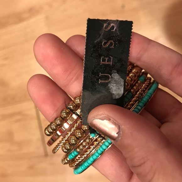 Bangles Guess - Picture 2 of 3