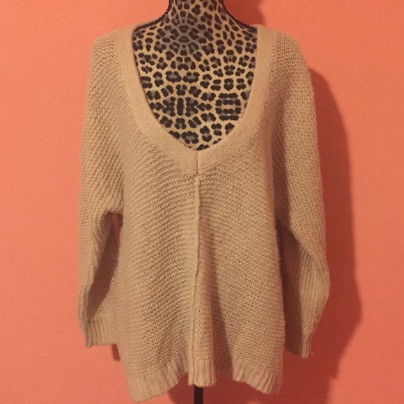 Free People Sweaters - FREE PEOPLE Beige Oversized Tunic Pullover Sweater