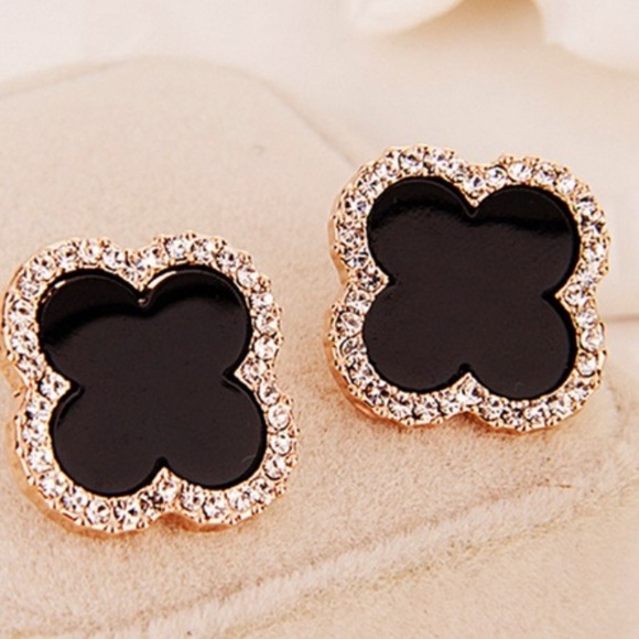 Jewelry - Sale Black clover 18k gold rhinestone earrings nwt