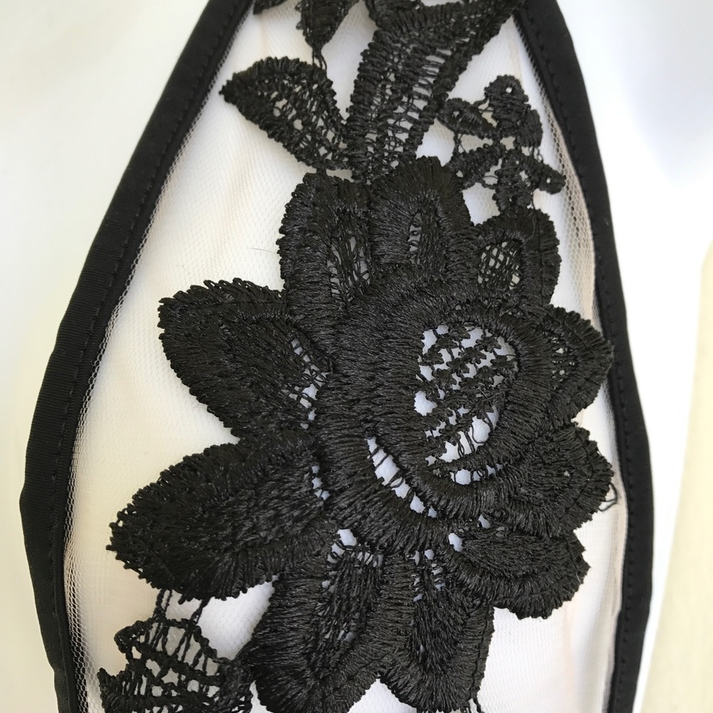 "Petals" Bodysuit - Picture 4 of 4
