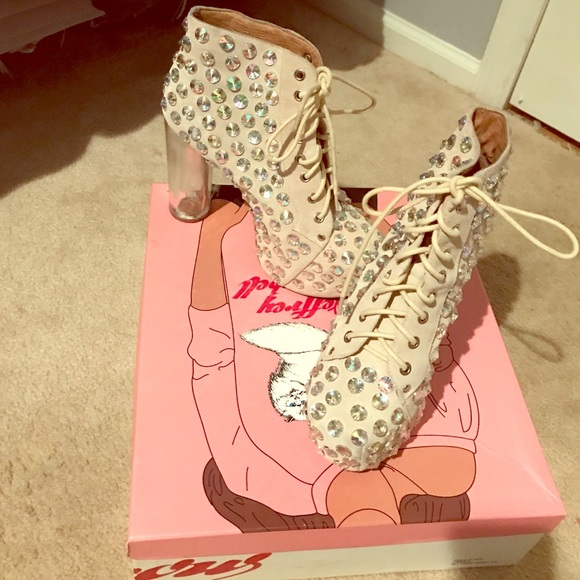 ❗️REDUCED❗️Jeffrey Campbell diamond ivory lita