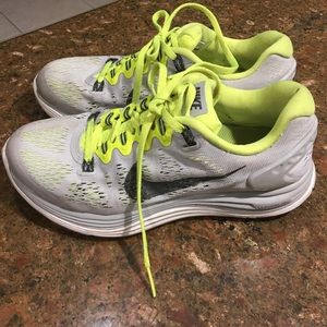 Nike lunar glide 5 size 6