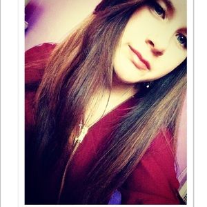 Meet your Posher, Hannah