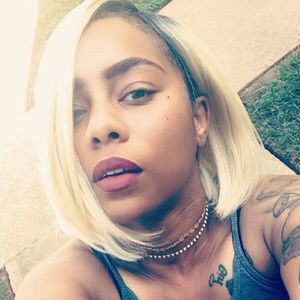 Meet your Posher, Latoya