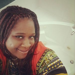 Meet your Posher, Ebony