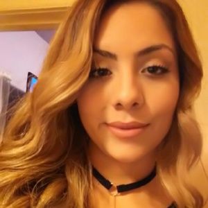 Meet your Posher, Monica