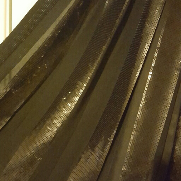 BCBG - Picture 2 of 3