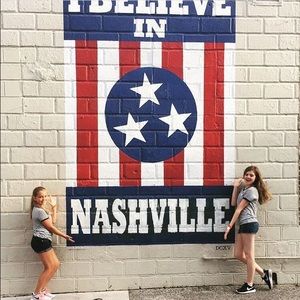 Meet your Posher, Selena