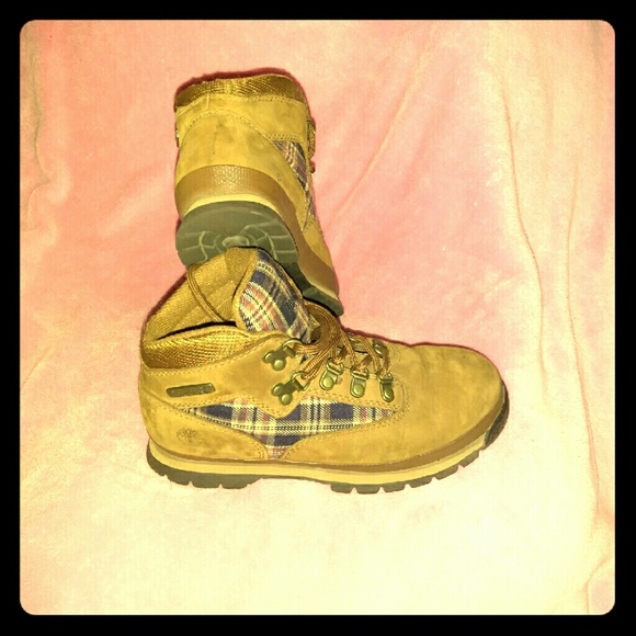 Kids Boots - Picture 1 of 1