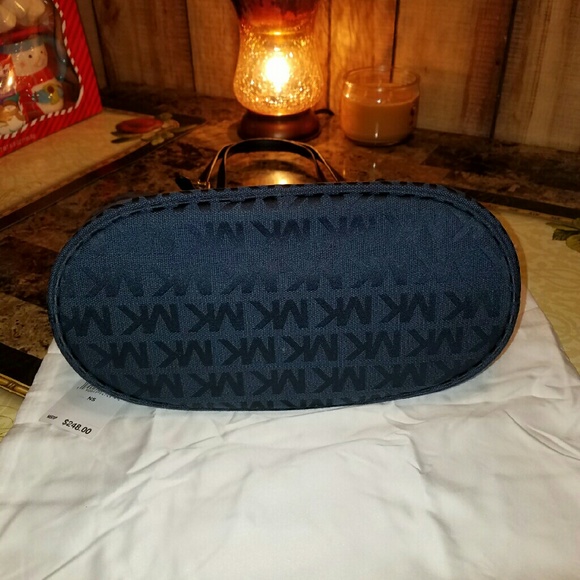 Sold - Picture 4 of 4