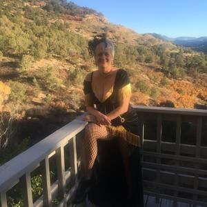 Meet your Posher, Brenda