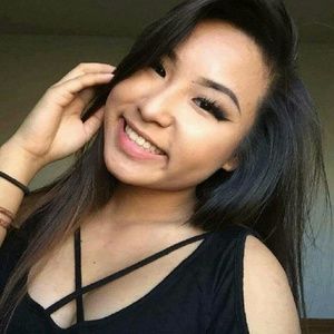 Meet your Posher, Pakou