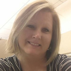 Meet your Posher, Dee