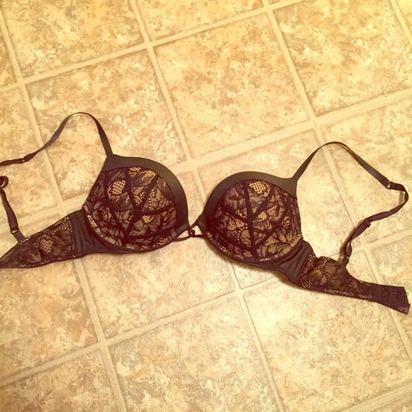 Victoria's Secret Bombshell bra
