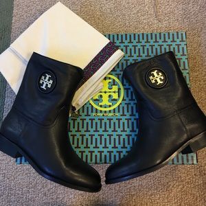 New!! Tory Burch Hallie Booties