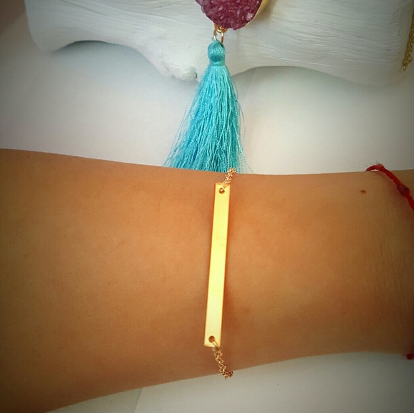 14K Gold Bar Bracelet - Picture 2 of 2