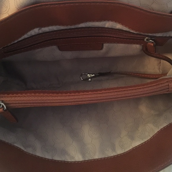 Michael Kors Handbag - Picture 3 of 4