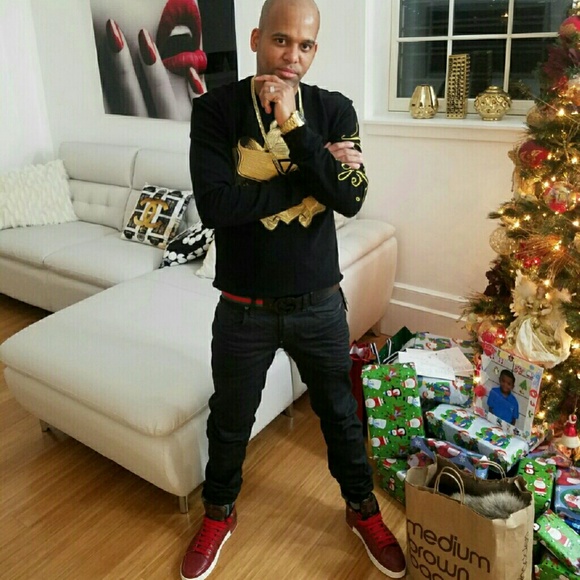 Meet your Posher, Henry - Picture 2 of 2