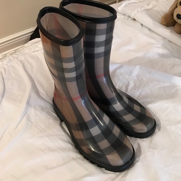 Burberry Shoes - Burberry rain boots