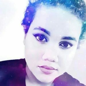 Meet your Posher, Ebony