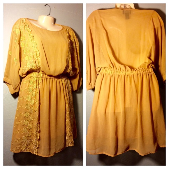 Angie • Vintage-Inspired Dress 🌻