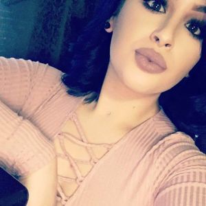 Meet your Posher, Maira