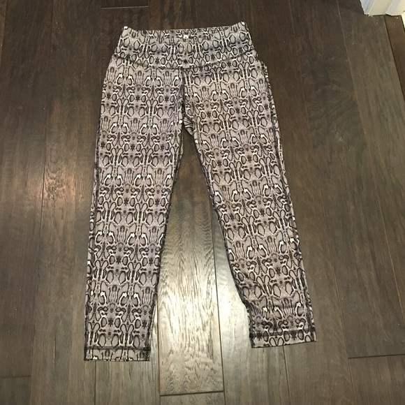 90 degree leggings