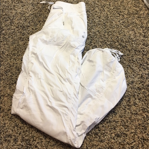 Lululemon studio pant lined