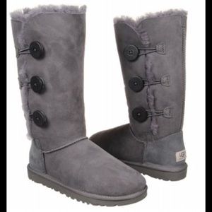 UGG Bailey Button Triplet in Gray