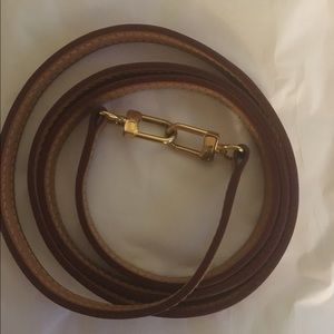 **SALE**Auth Louis Vuitton Crossbody strap
