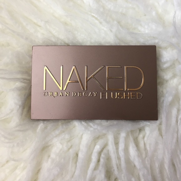 Naked Flushed Palette