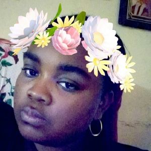 Meet your Posher, Tenisha