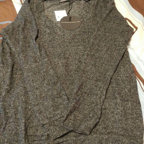 V neck sweater