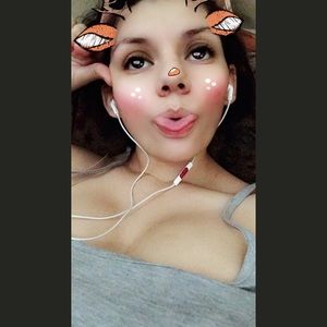 Meet your Posher, Odalys