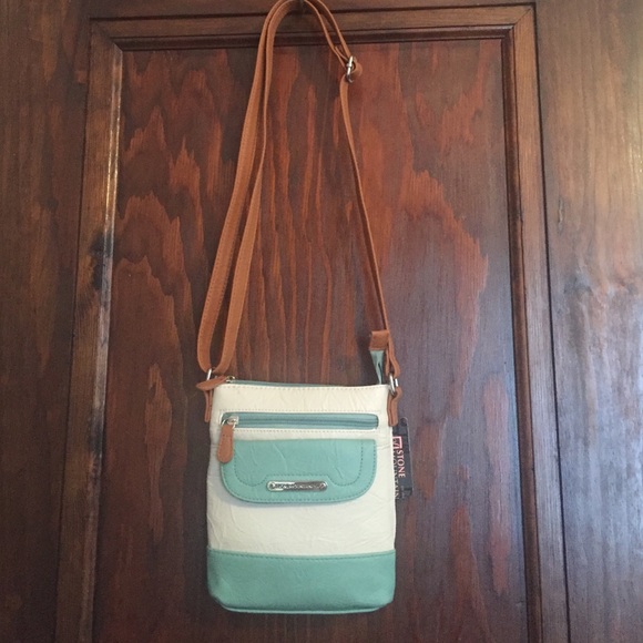Stone Mountain Crossbody