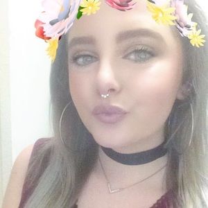 Meet your Posher, Makayla