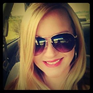 Meet your Posher, Brandy