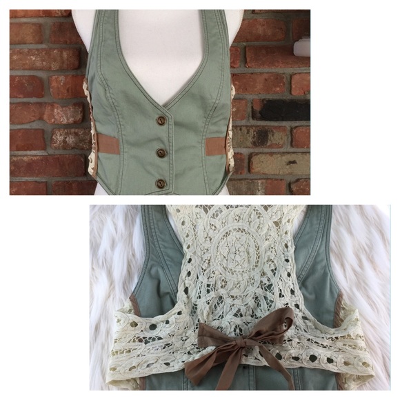mystree Tops - Mystree 100% Cotton Crochet Back Vest Sz M