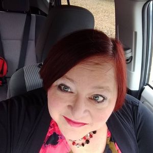 Meet your Posher, Diane