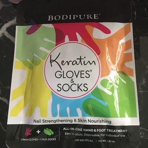 Keratin Gloves and Socks